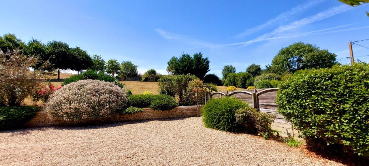 Le domaine des Roseraies Monfréville Extérieur photo