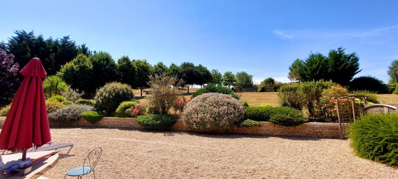 Le domaine des Roseraies Monfréville Extérieur photo